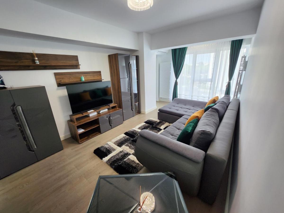 Near Airport 2 Rooms Apartments In Himson Iasi Exterior photo