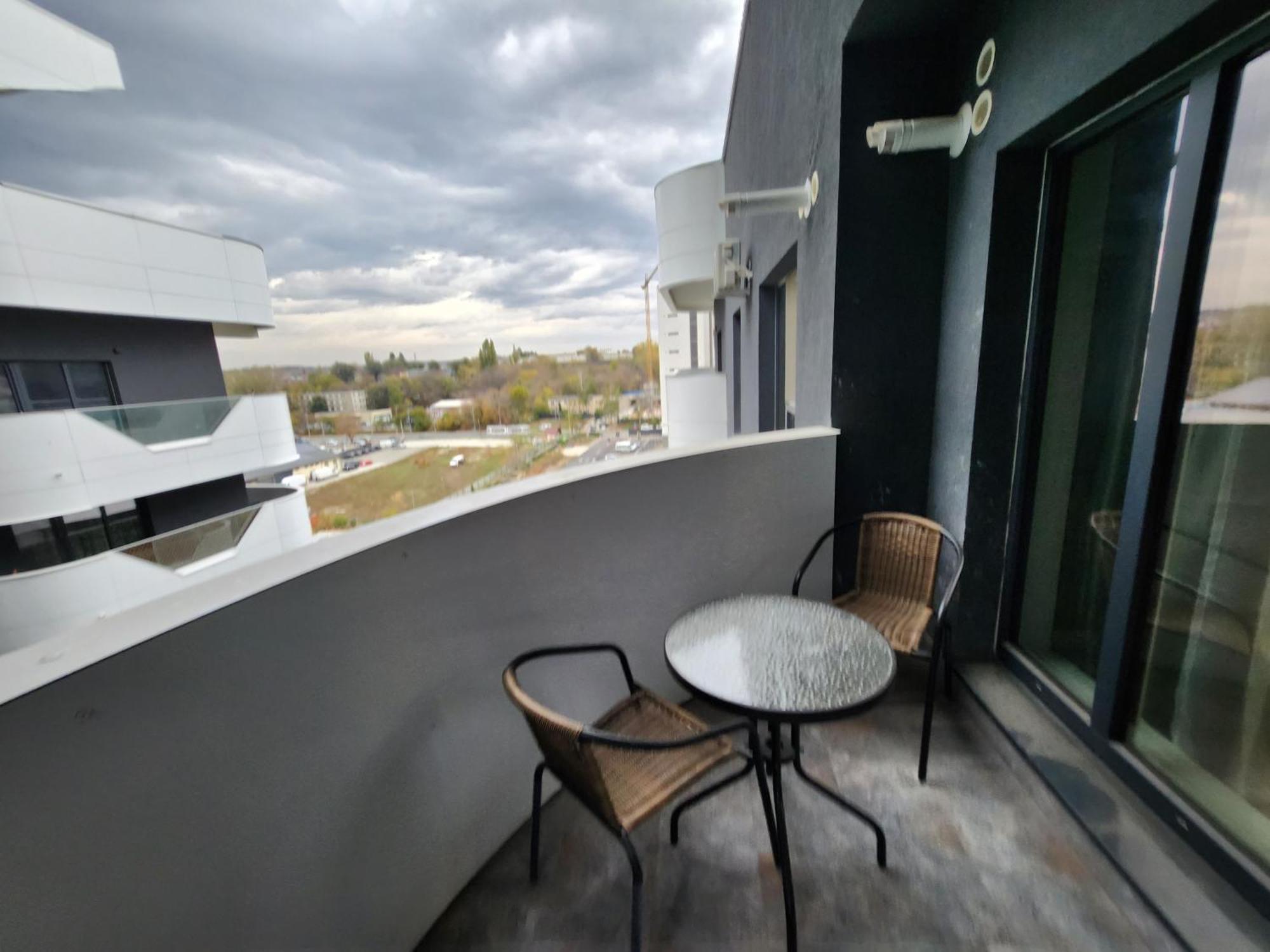 Near Airport 2 Rooms Apartments In Himson Iasi Exterior photo